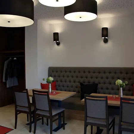 阿斯加德酒店 3* 格斯特霍芬