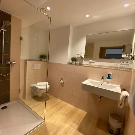 Asgard Hotel
