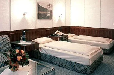 Asgard Hotel Gersthofen